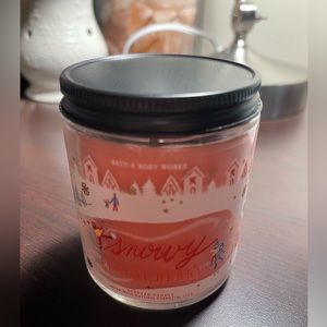 NEW Bath and Body Works Snowy Peach Berry sing wick scented candle 7oz